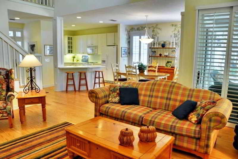 Of Amelia Island 4*