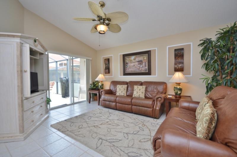 Solana Homes Hotel Davenport
