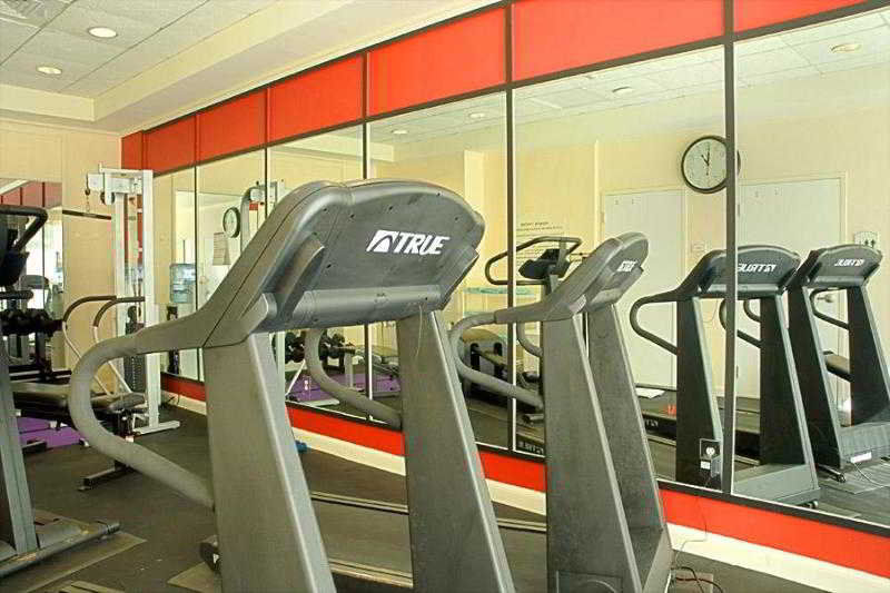 Hilton Garden Ft. Lauderdale Airport-cruise Port 3*
