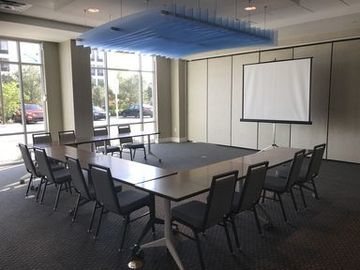 Holiday Inn Express & Suites - Orlando At Seaworld By Ihg Hotel Williamsburg