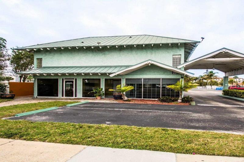 Econo Cocoa - Near The Port Cocoa Beach