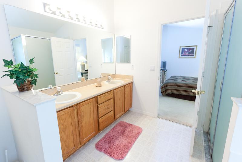 Orange Tree Homes By Oceanbeds 3*