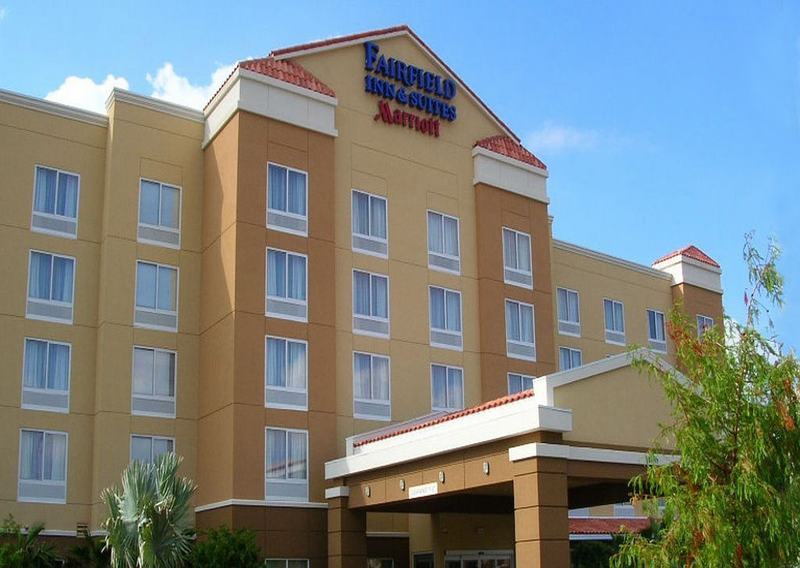 Hotel Fairfield & Butler Boulevard 3*