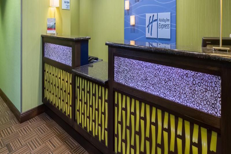 Hotel Express & Orlando - Apopka By Ihg 3*