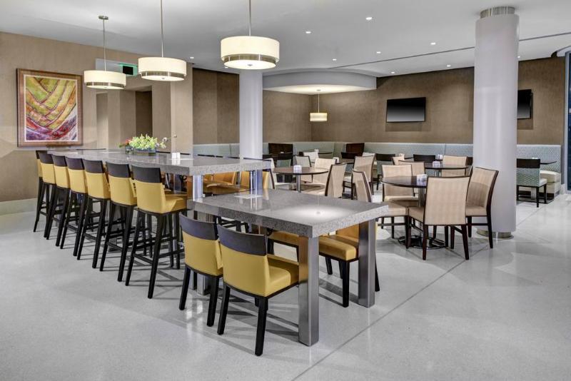 Miami Sunny Isles Hotel