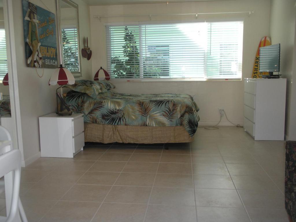 Dream - Hollywood Dania Beach