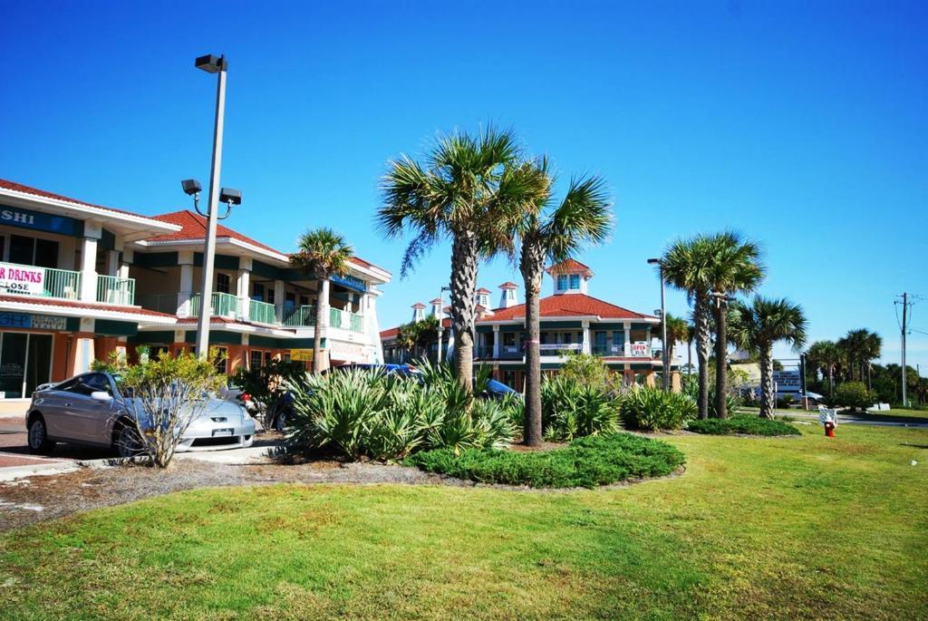 The Villagio Apartment *
