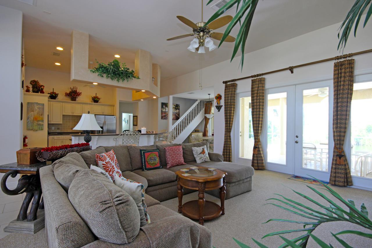 Mangrove Bay Sw Cape - Waterfront Private Locally Owned & Managed, Fair & Honest Pricing