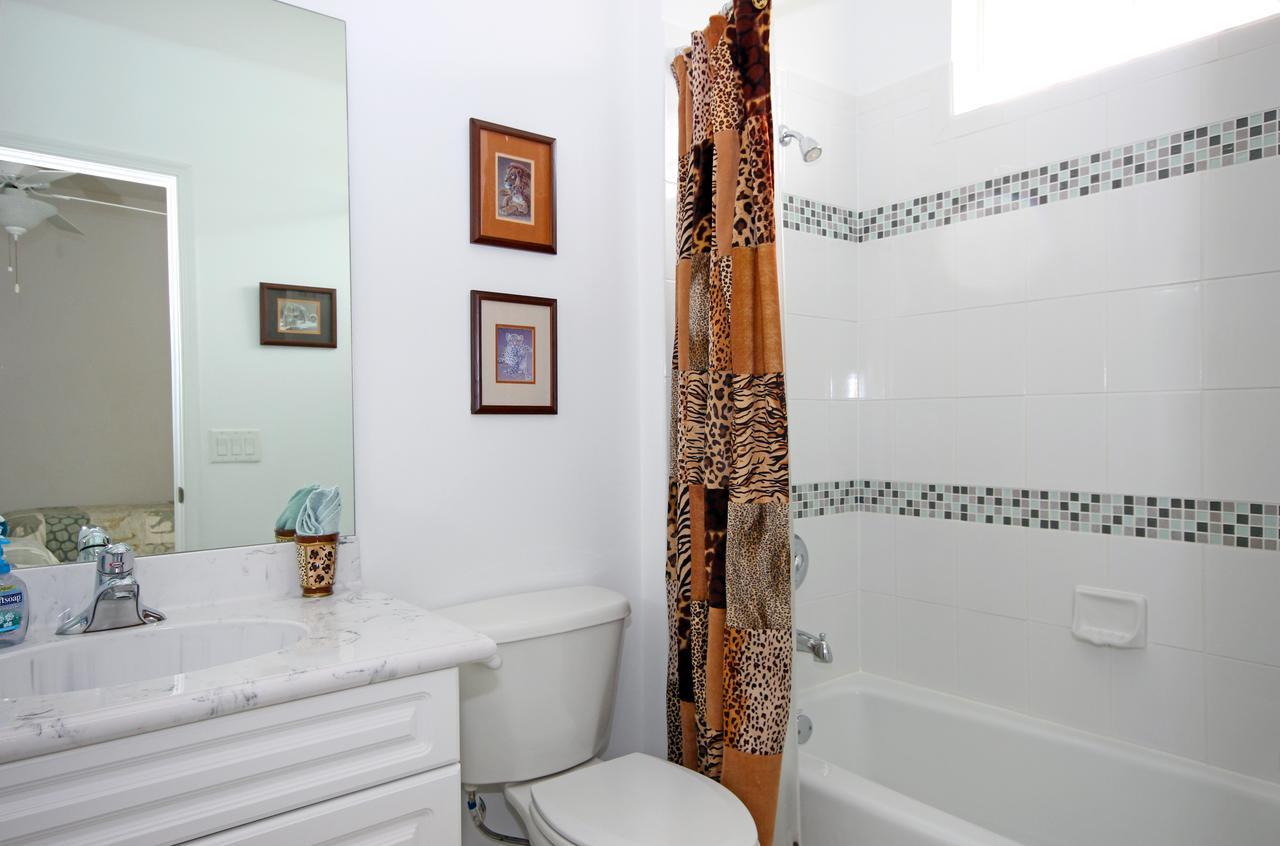 Mangrove Bay Sw Cape - Waterfront Private Locally Owned & Managed, Fair & Honest Pricing Villa