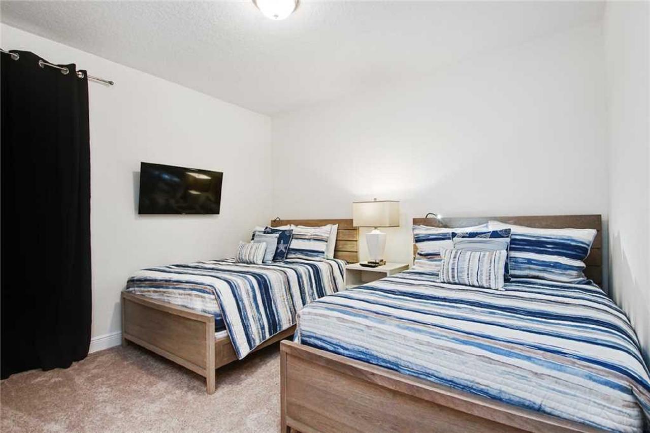 Dream House, Ecolab Sanitzed Near Disney, Pool Fence Holiday home *