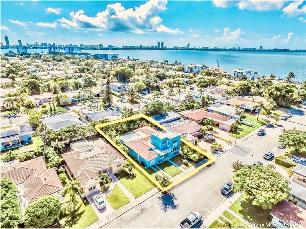 Guest house Blue House Miami 3*