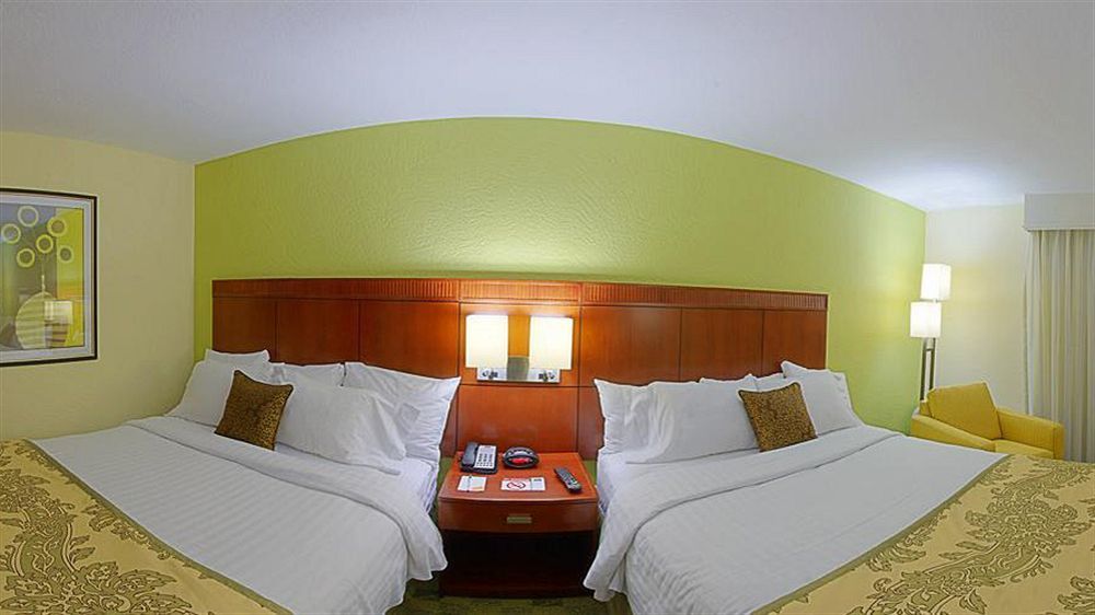 Hotel Courtyard By Marriott Boynton 4*