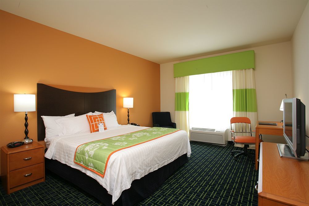 Fairfield And By Marriott Kennedy Space Center