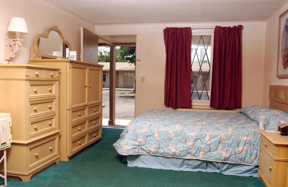 Super 8 By Wyndham Kissimmee-orlando