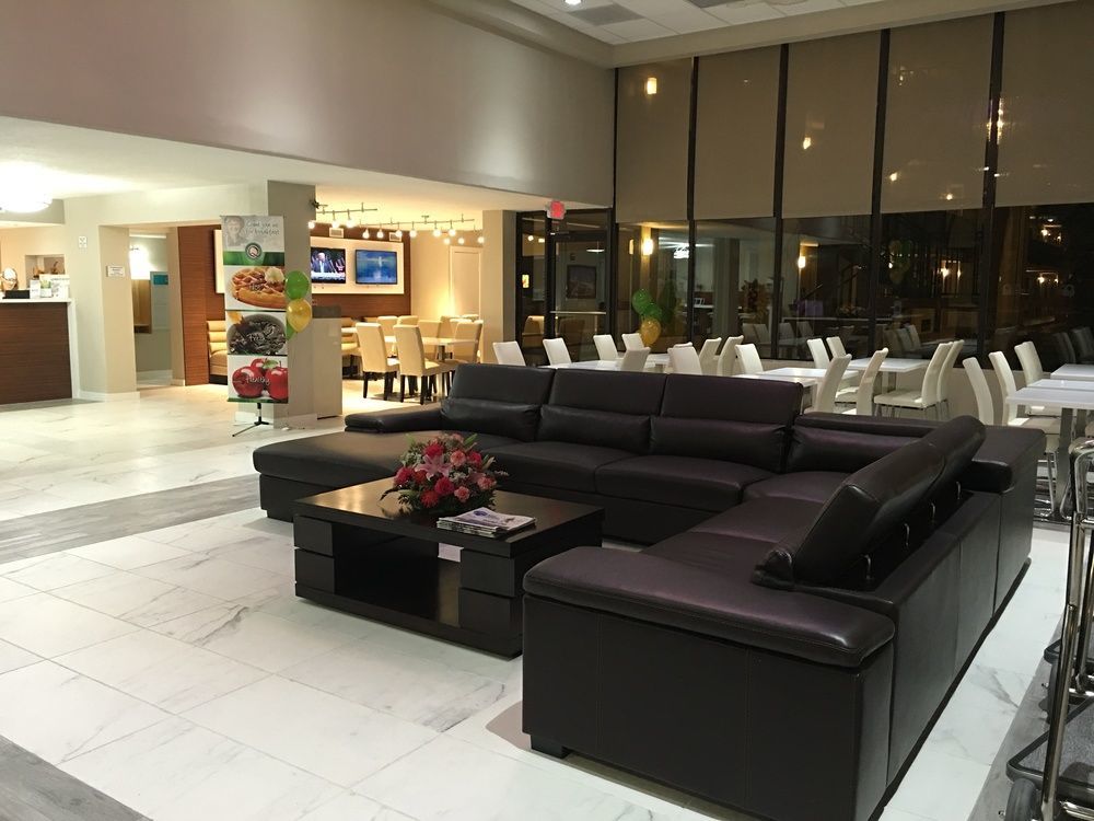 Quality Inn & Suites Kissimmee By The Lake