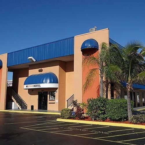 Magnuson Hotel