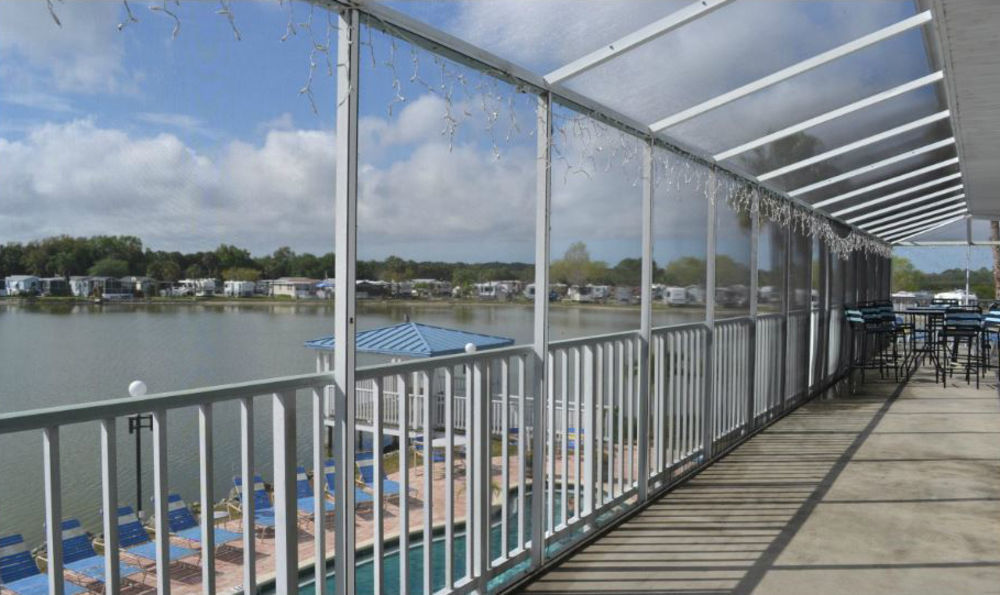 Winter Quarters Encore Manatee Rv 2*