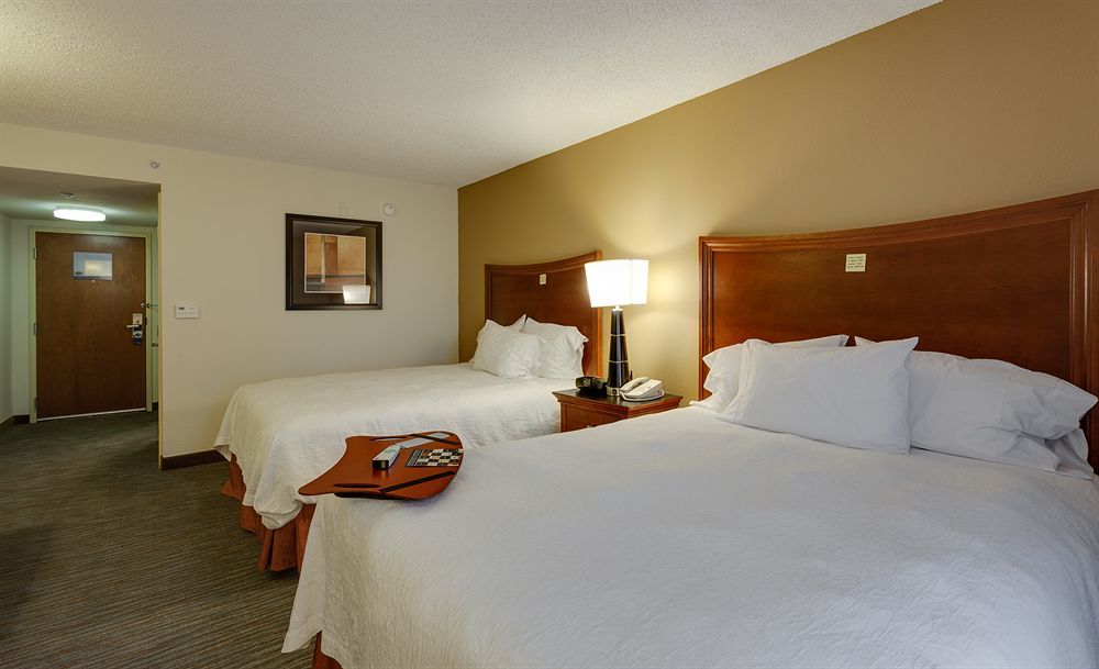 Hotel Hampton & / Myers Cape Coral