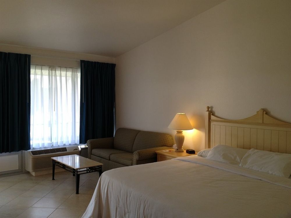 Dolphin Key - Resort 3*
