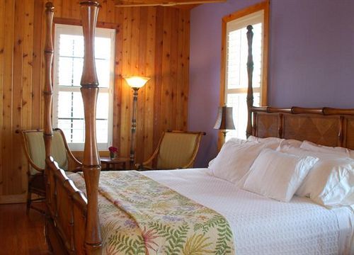 Jensen Bed & Breakfast 4*