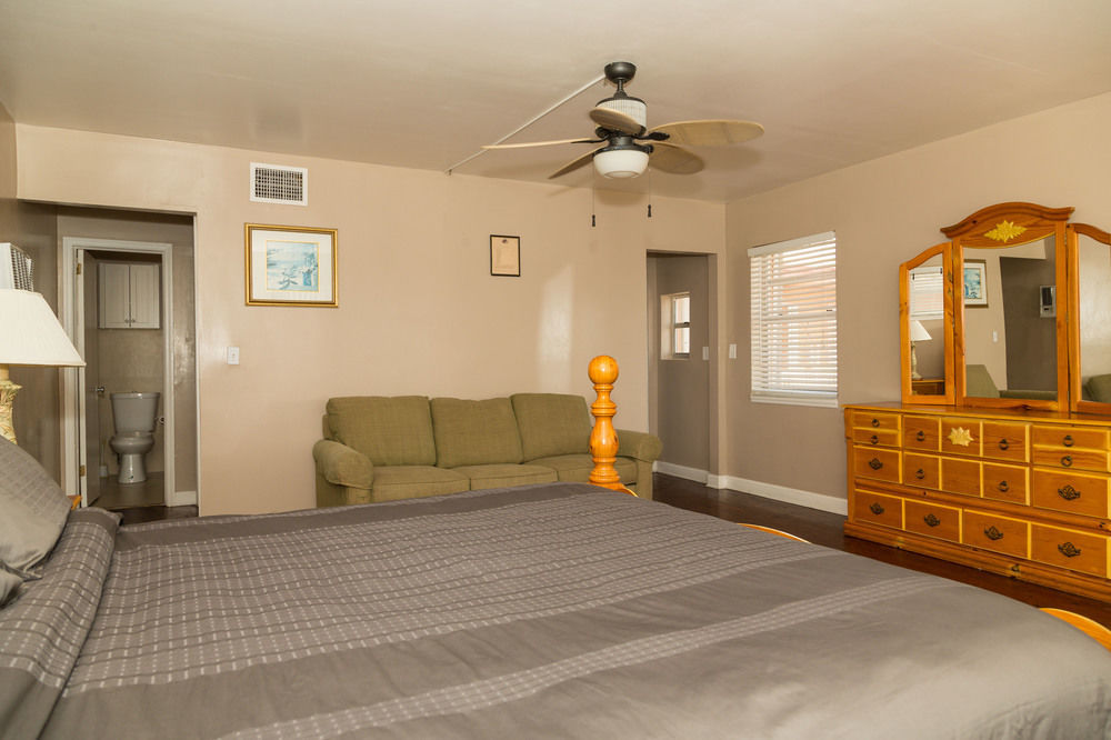 Hotel Riptide Oceanfront