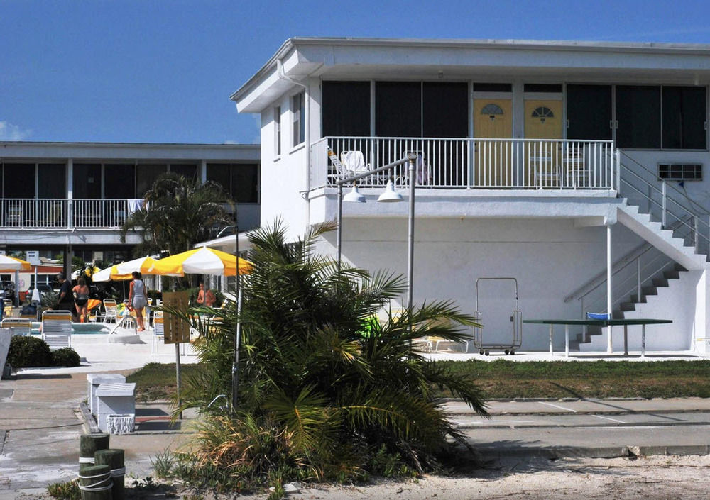 The Sands Of Treasure Island Hotel St. Pete Beach