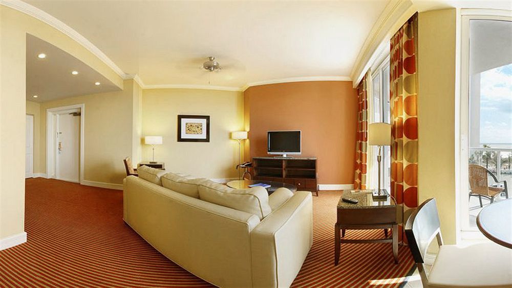 By Marriott St. Petersburg Treasure Island 3* St. Pete Beach