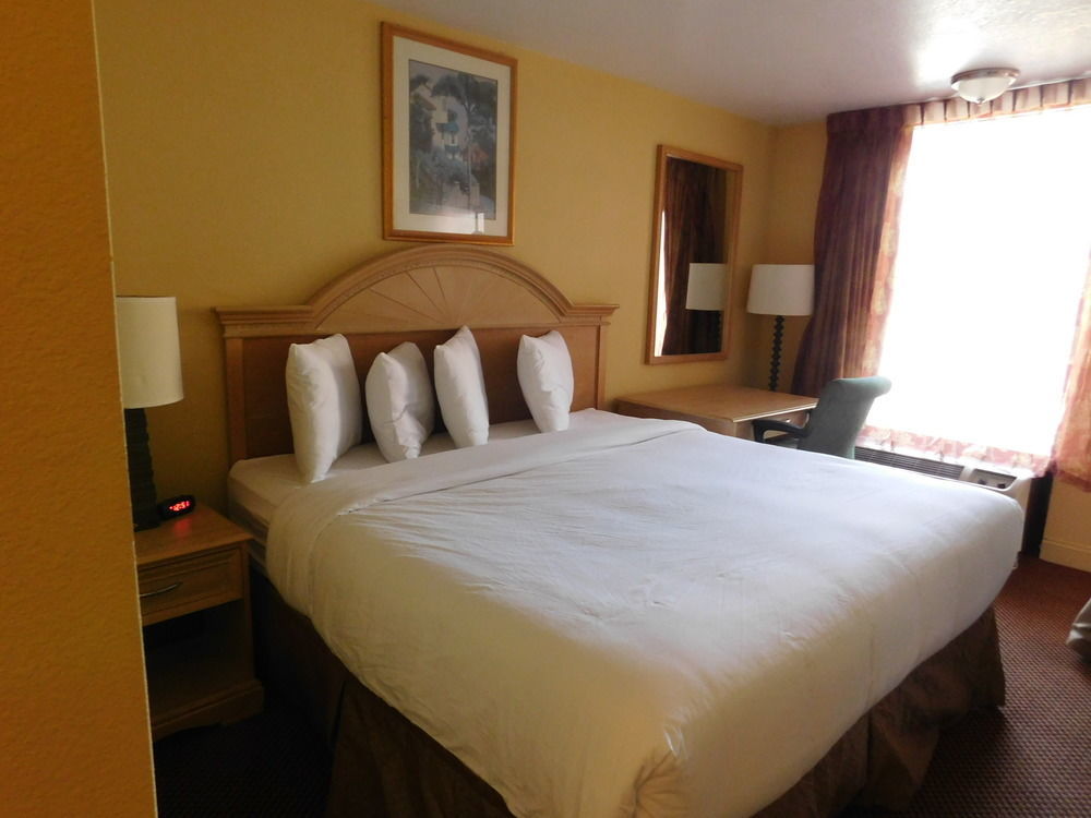 Grand Hotel Orlando At Universal Blvd - Shuttle To Theme Parks