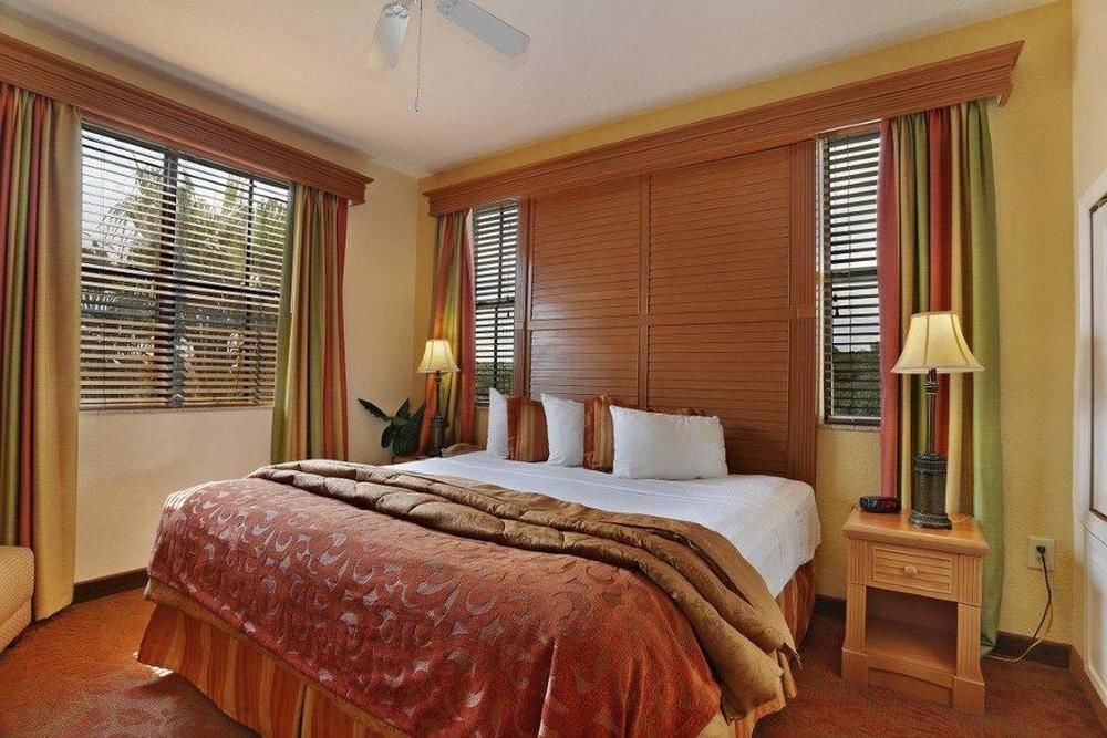 Resort Floridays Orlando Two & Three Bed Williamsburg