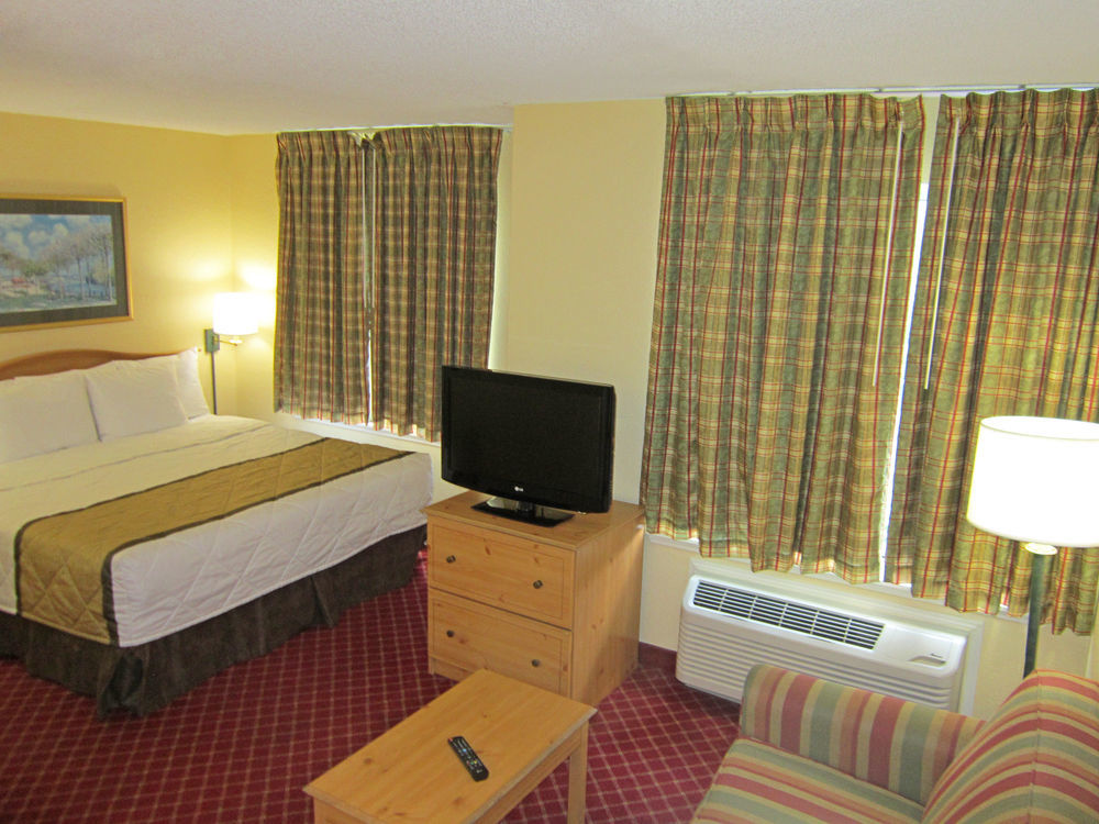 Extended America Select - Orlando - Southpark - Equity Row 2* Oak Ridge