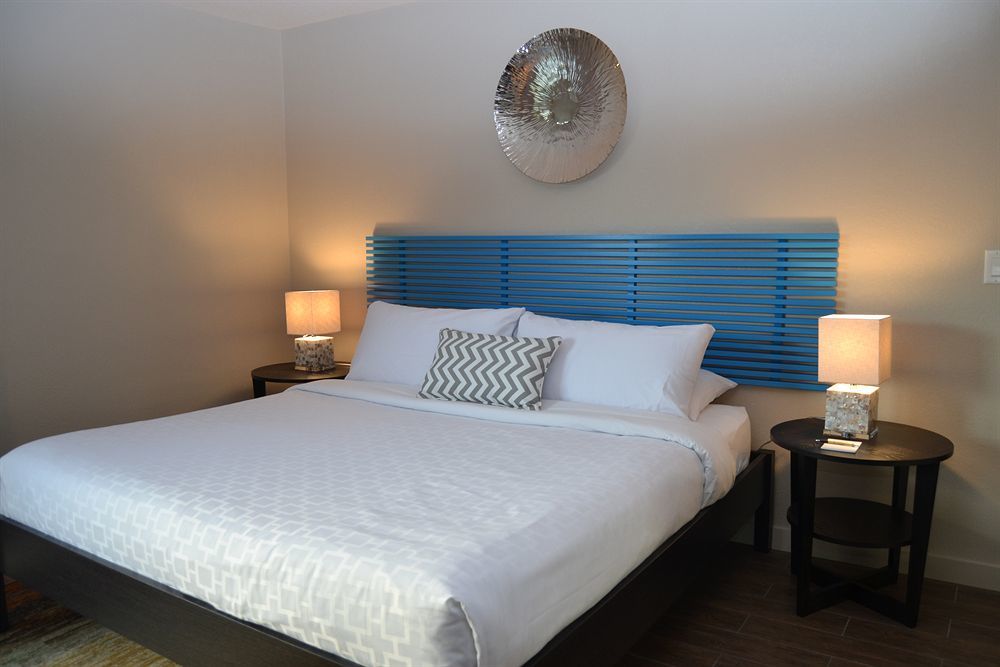 Hotel Lush Royale - All Male Gay A North Beach Village 3*
