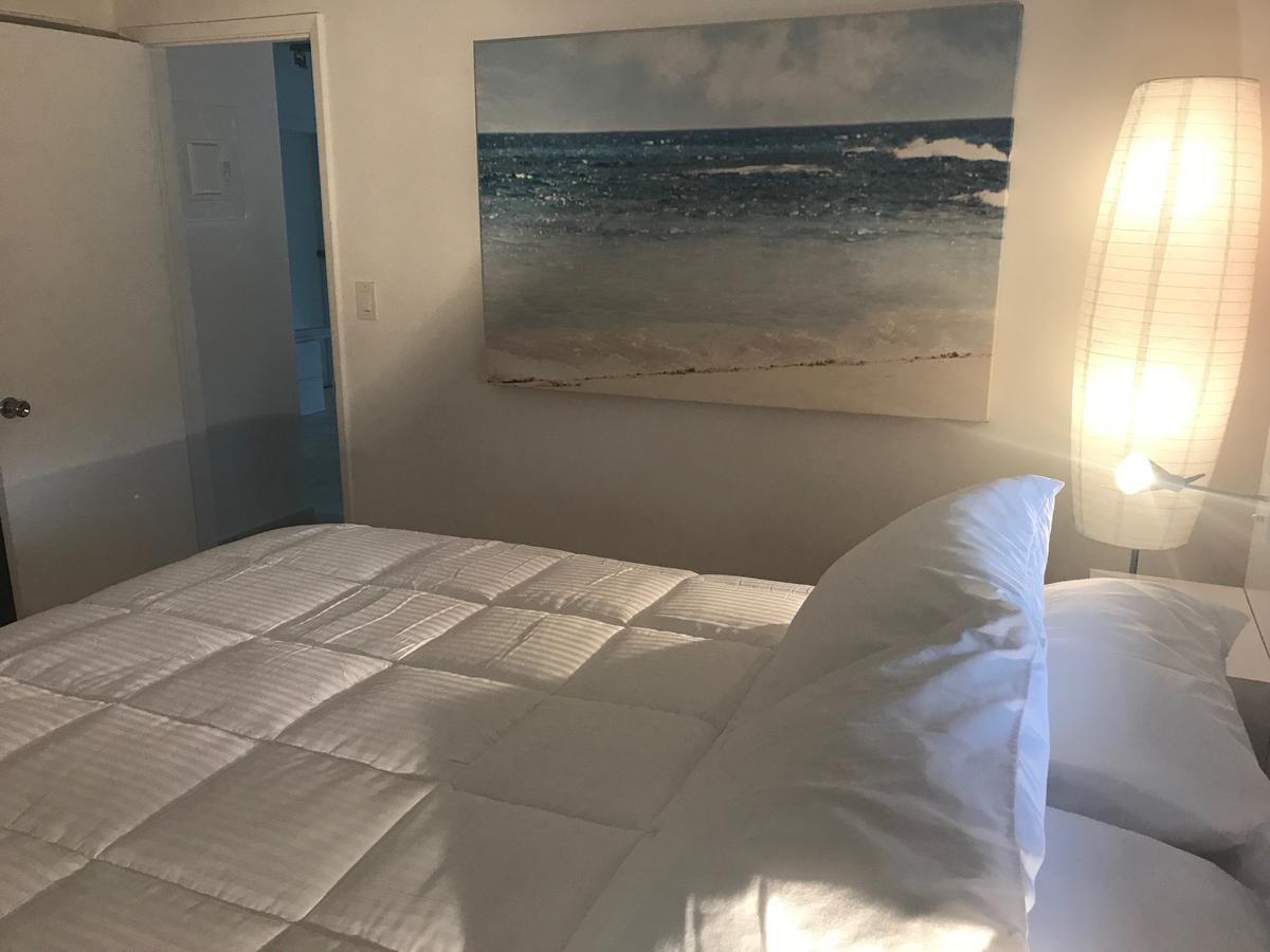 Wave Beach Vacation Apartment Pompano Beach