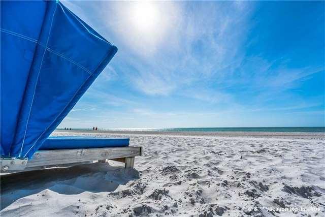 Las Brisas - Three Bedroom Condo - 504 Apartment *