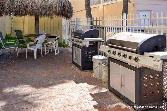 Las Brisas - Three Bedroom Condo - 504 Apartment Madeira Beach