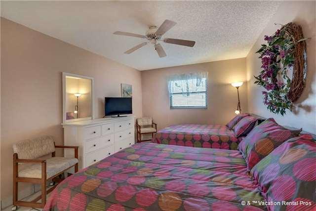 Las Brisas - Three Bedroom Condo - 504