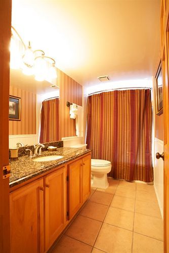 Hotel At Cocoa Cocoa Beach