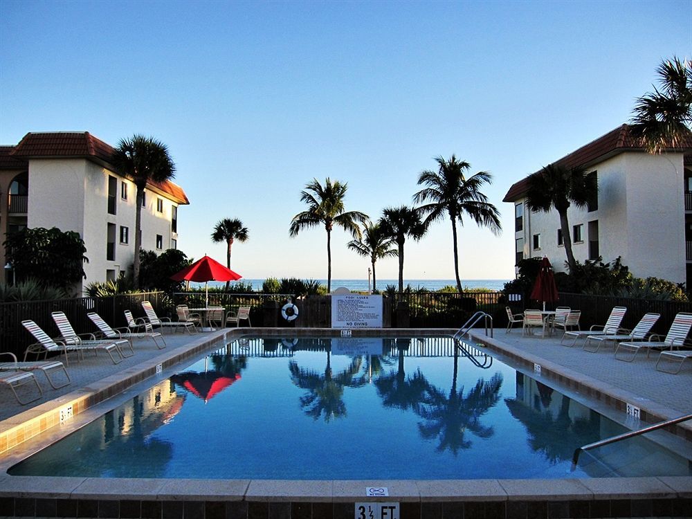 Sandalfoot Beachfront 3*