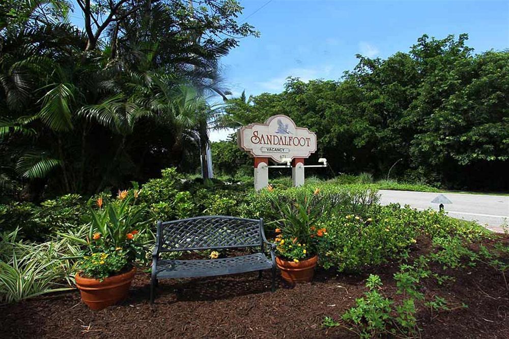 Sandalfoot Beachfront Hotel Sanibel