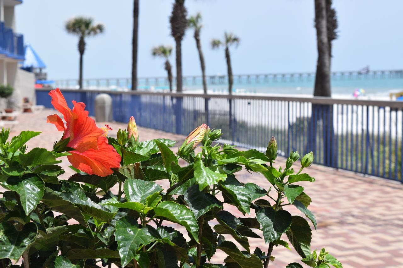 Motel Days By Wyndham Panama Beach/ocean Front Panama City Beach