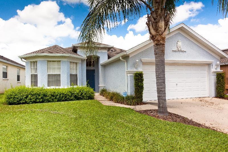 Villa Calabay Parc Homes