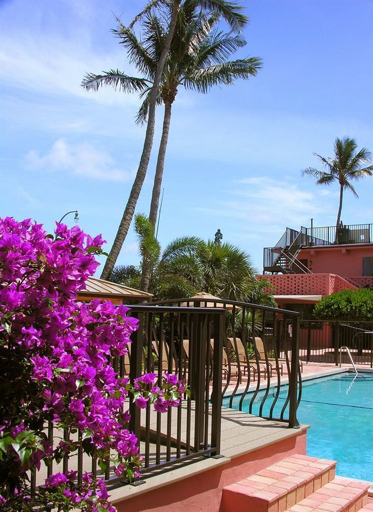 Away Lauderdale-by-the-Sea