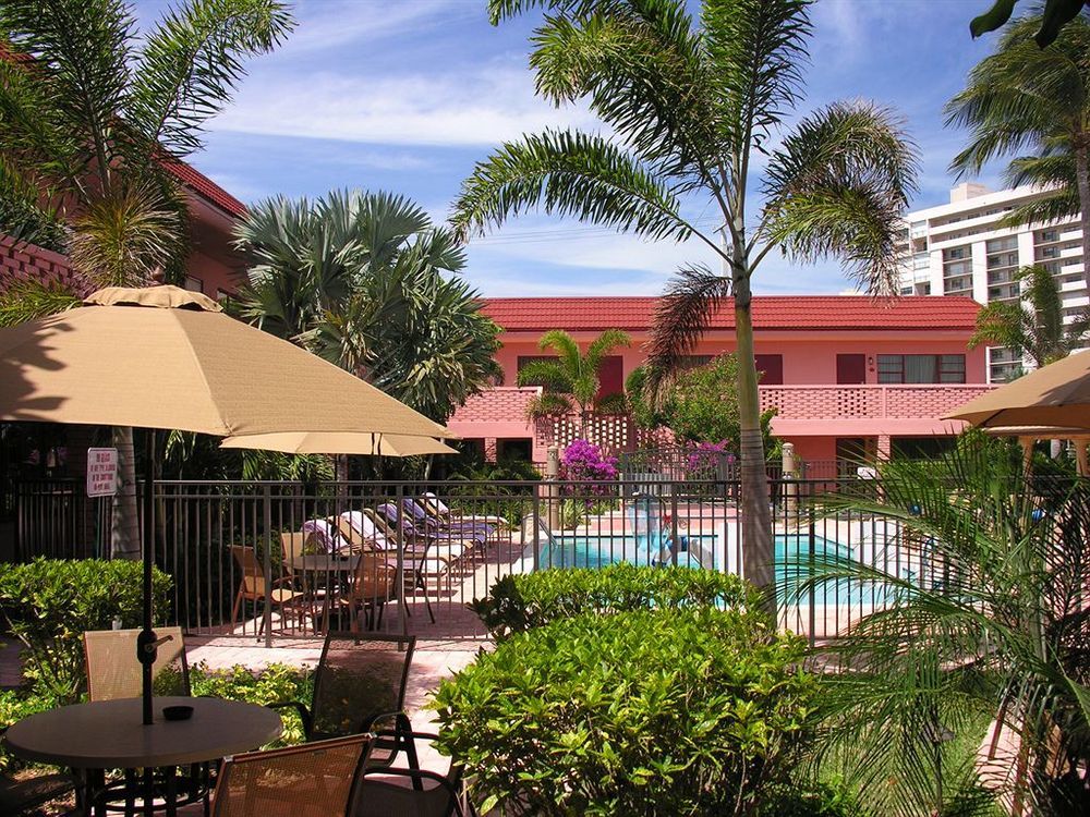 Hotel Away Lauderdale-by-the-Sea