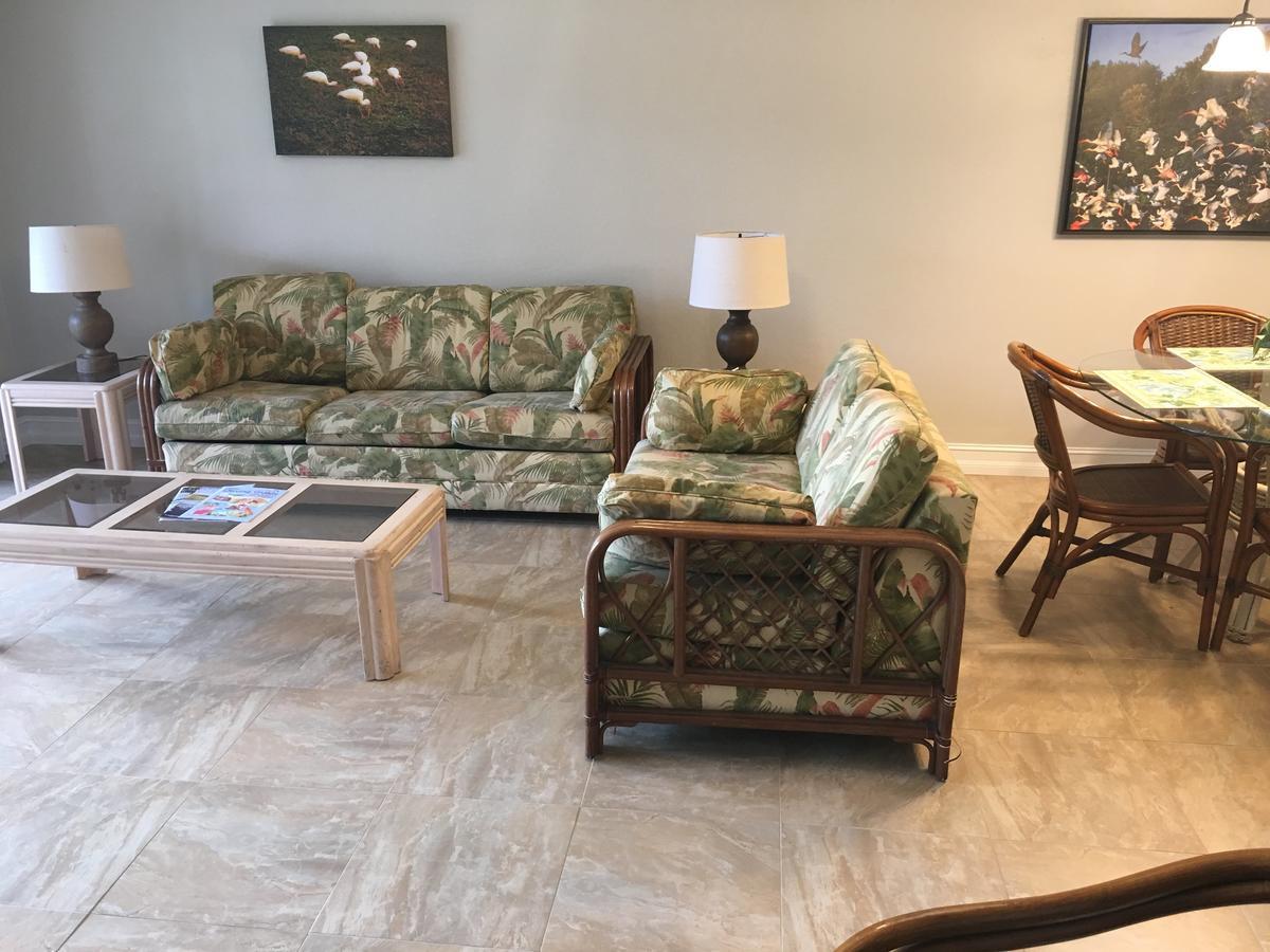 Beach Road Villas * Sanibel