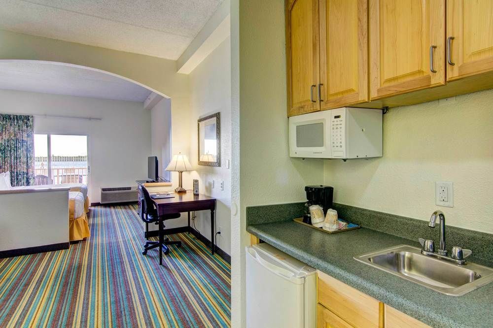 Hutchinson Island 3*