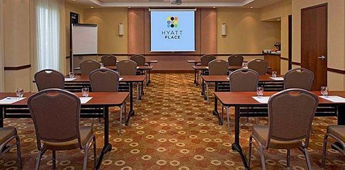 Hotel Hyatt Place Coconut Point 3*