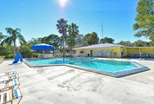 Crystal Isles Rv Hotel 2*