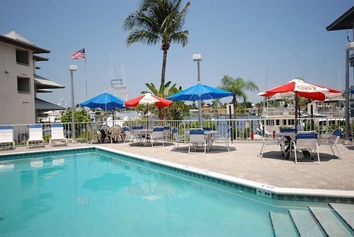 Pirate's Cove And Marina - Resort