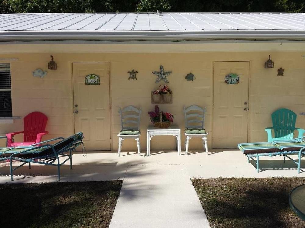 Tropical Bay Extend A Suites Motel 2*