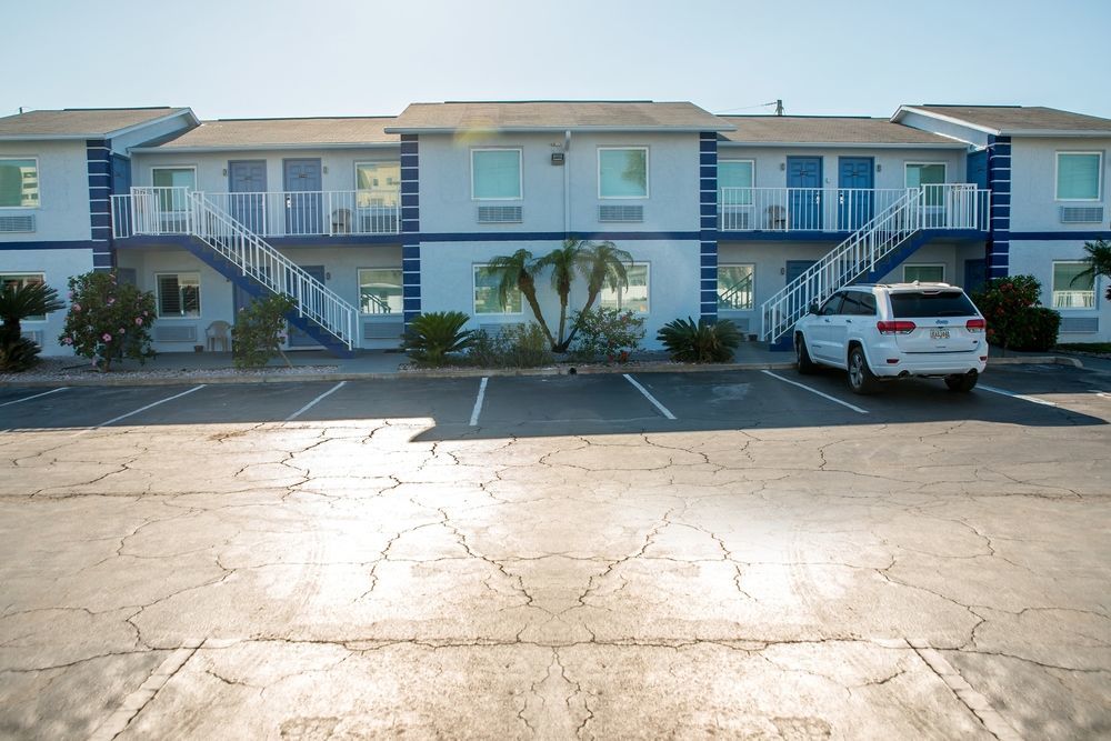 Atlantic Motel