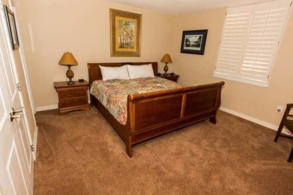 Dolphin Point By Isle Hotel 3*
